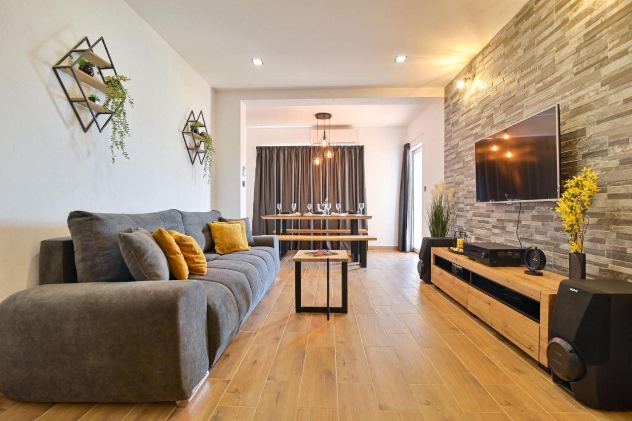 Apartment Sunset Trogir Bagian luar foto